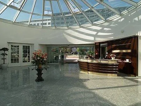 NewLivingHome Residenzhotel Hamburg-Harburg 4*,